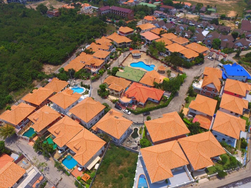 Corner Villa - Pattaya Holiday House Walking Street 4 Bedrooms Zewnętrze zdjęcie